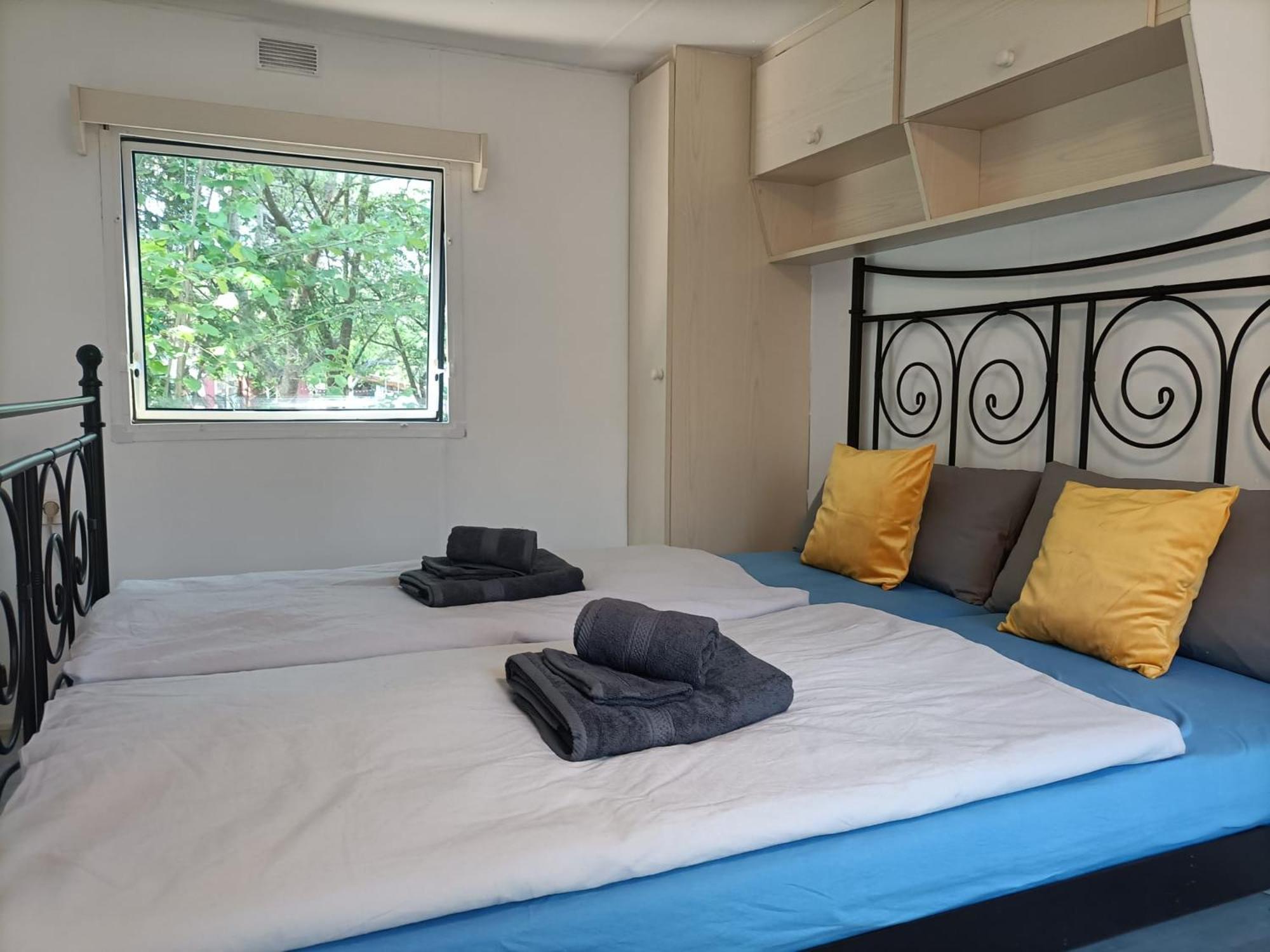 Tinyhaus Idyllisch Am Waldesrand Hotel Котбус Екстериор снимка